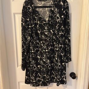 Nine West Black and White Abstract Long Sleeve Dress